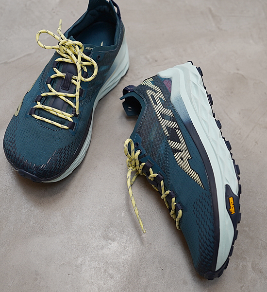 【ALTRA】アルトラ women's Mont Blanc "Deep Teal"