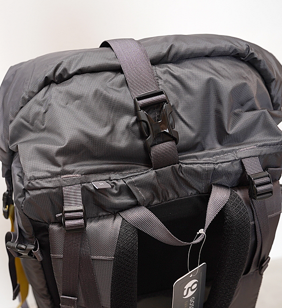 【Gossamer Gear】ゴッサマーギア Silverback 65 Backpack "Gray