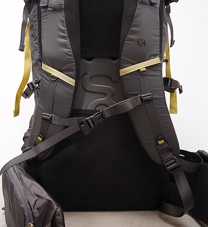 【Gossamer Gear】ゴッサマーギア Silverback 65 Backpack "Gray