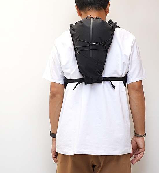 【yamarokko】ヤマロッコ ZOMA 5.5L Main Compartment "Black"y