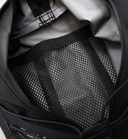 【yamarokko】ヤマロッコ ZOMA 5.5L Main Compartment "Black"y