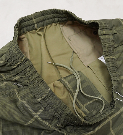 【nanamica】ナナミカ men's ALPHADRY Wide Easy Pants "Khaki"