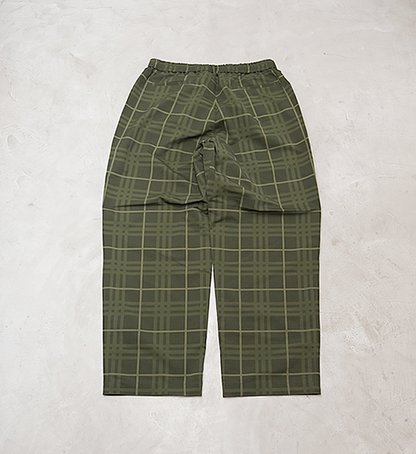 【nanamica】ナナミカ men's ALPHADRY Wide Easy Pants "Khaki"
