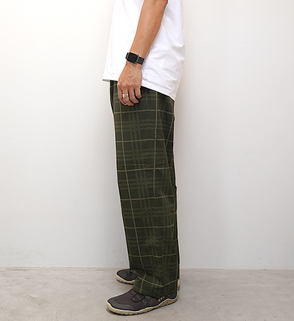 【nanamica】ナナミカ men's ALPHADRY Wide Easy Pants "Khaki"