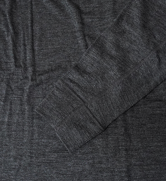 【HOUDINI】フーディニ men's Activist Turtleneck "True Black"