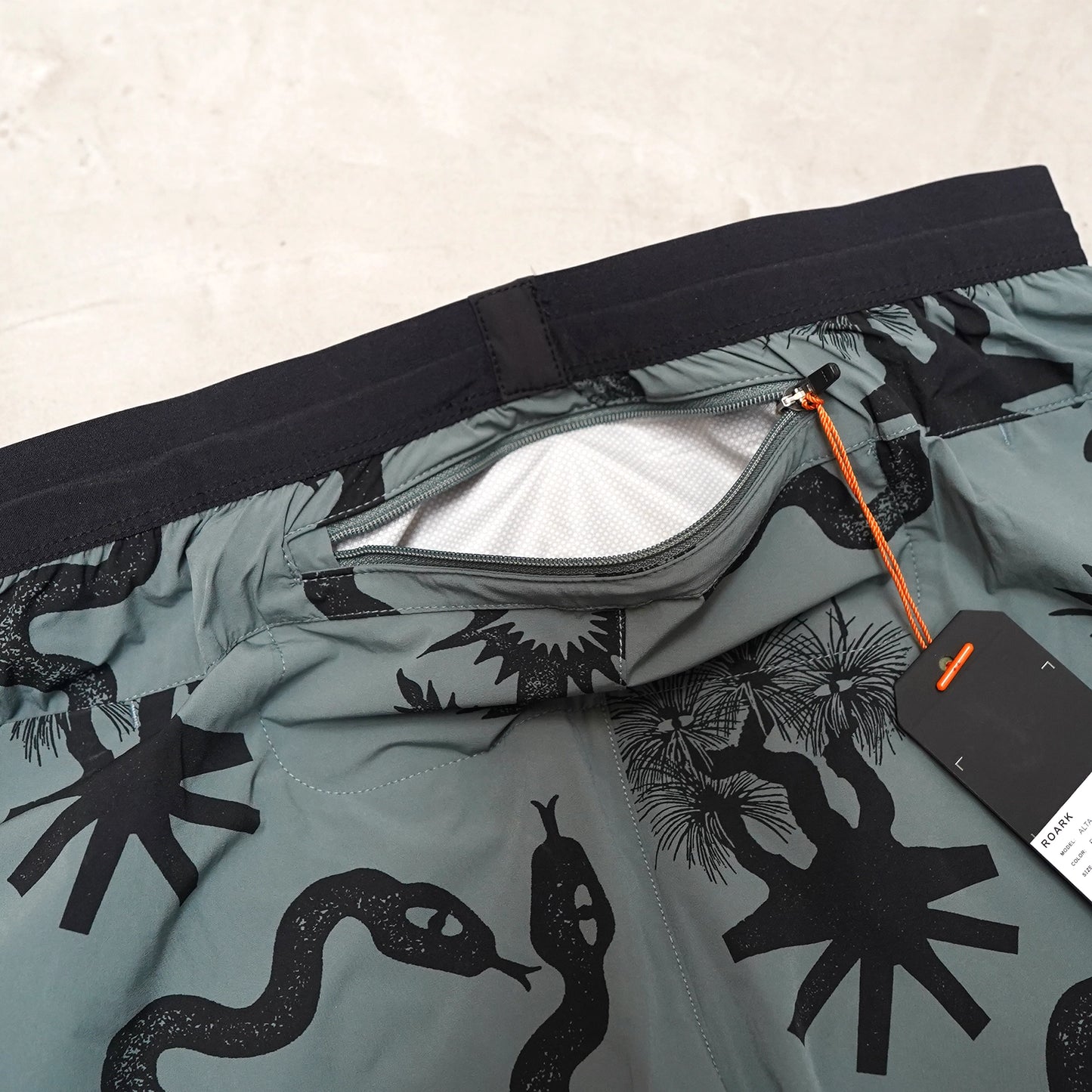 【ROARK RUN AMOK】ロアークランアモック men's Alta 5 "2Color" ※ネコポス可