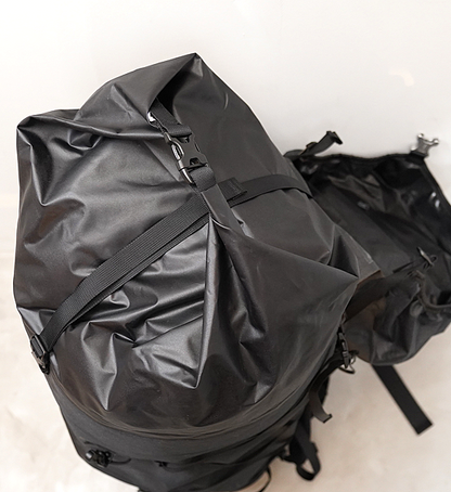 【crux】クラックス AK70 "Black"