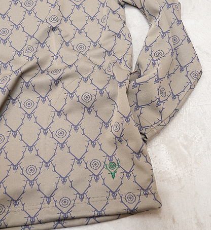 【South2 West8】サウスツーウエストエイト String V Neck Shirt-Poly Jq./Skull&Target "Khaki"