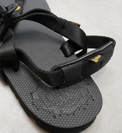 【LUNA SANDALS】ルナサンダル Mono Retro "Black"