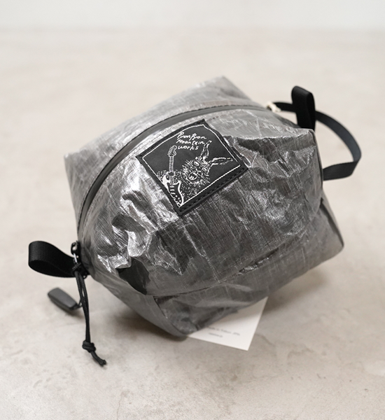 【RawLow Mountain Works】ロウロウマウンテンワークス 2023 Zodiac Limited Bunny Hendrix Caramel Sack DCF "3Color"