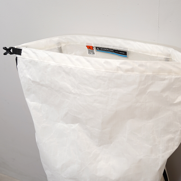 【Hyperlite Mountain Gear】ハイパーライトマウンテンギア Unbound 55 ”White”