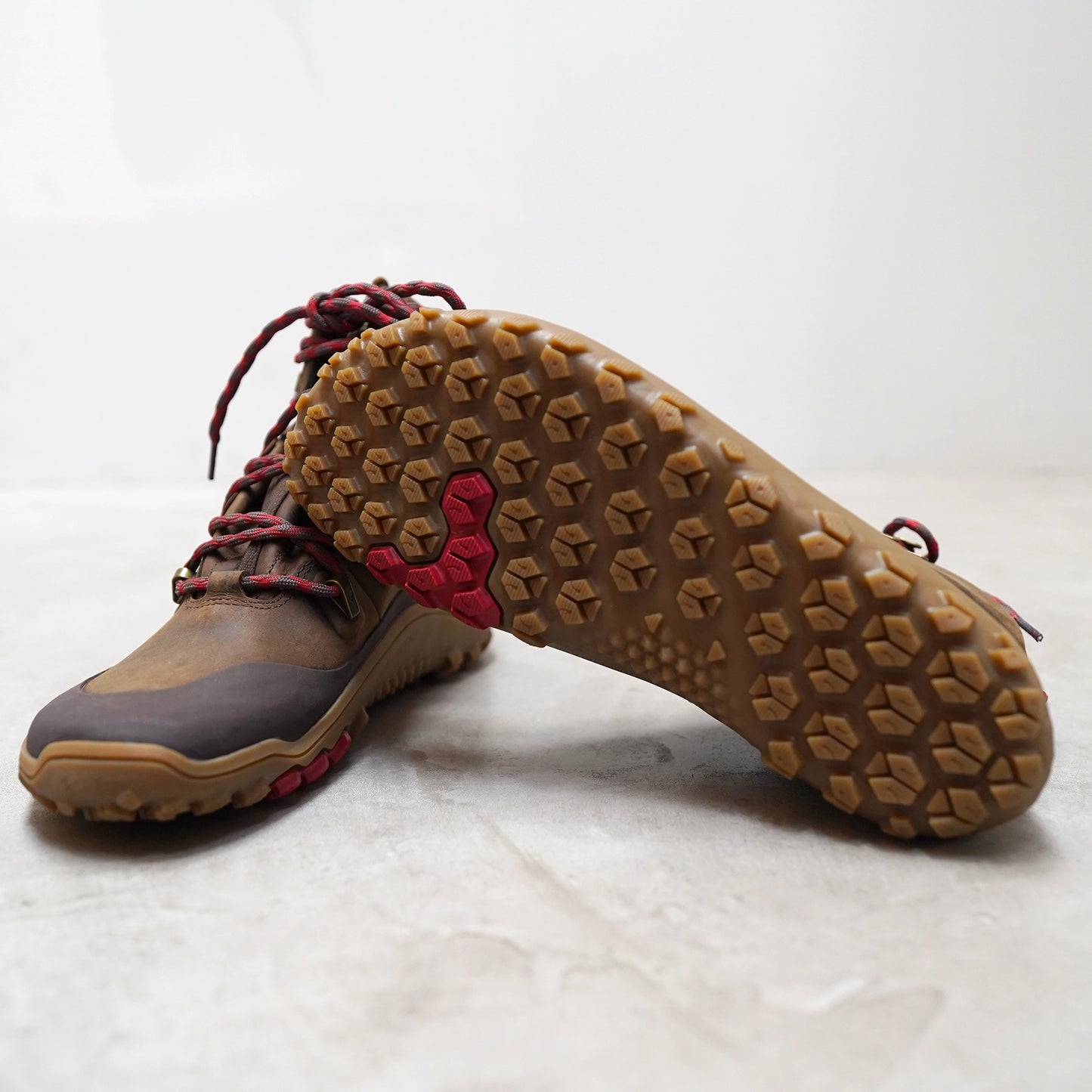 【VIVOBAREFOOT】ヴィヴォ ベアフット women's Tracker Leather AT "Bracken"