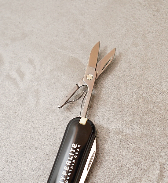 【Hyperlite Mountain Gear】ハイパーライトマウンテンギア Victorinox Swiss Army Classic SD "Black" ※ネコポス可