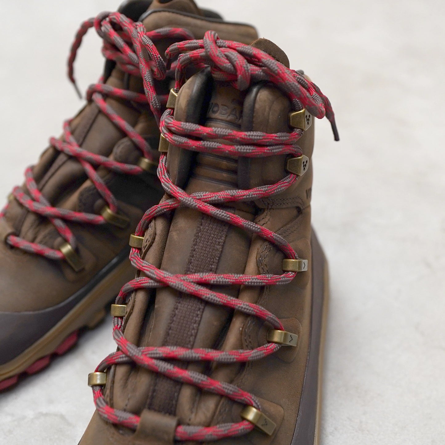 【VIVOBAREFOOT】ヴィヴォ ベアフット women's Tracker Leather AT "Bracken"