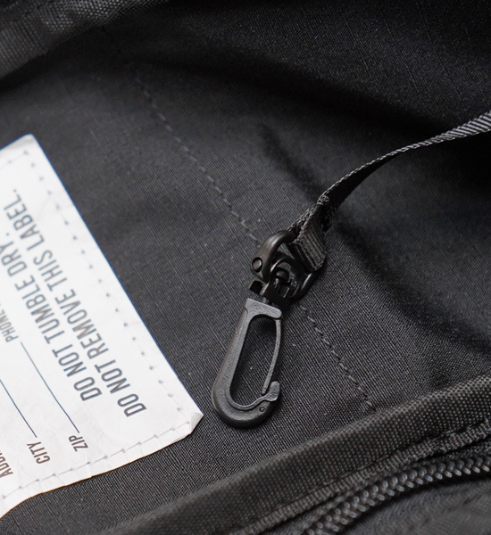 【THE NORTH FACE Purple Label】ノースフェイスパープルレーベル Mountain Wind Sling Bag "2Color"