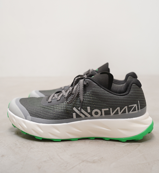 【NNormal】ノーマル unisex Kjerag 5 "Black×Green"