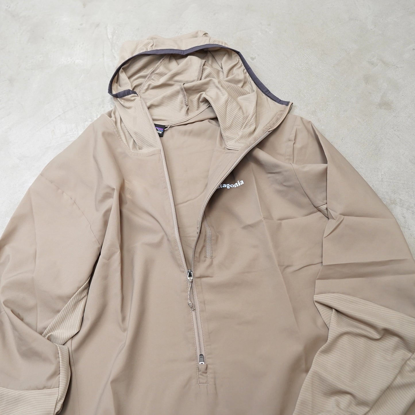 【patagonia】パタゴニア men's Airshed Pro P/O "2Color"