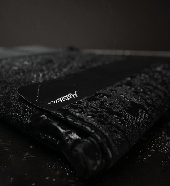 【Matador】マタドール Laptop Base Layer "Charcoal"