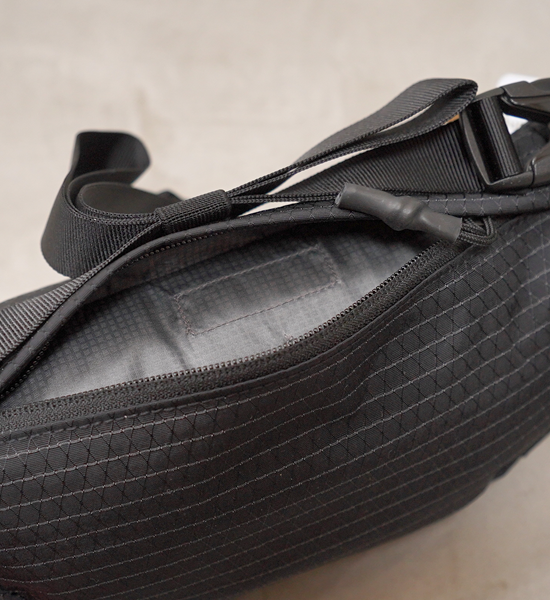 【Gossamer Gear】ゴッサマーギア Bumster Jet "Black"