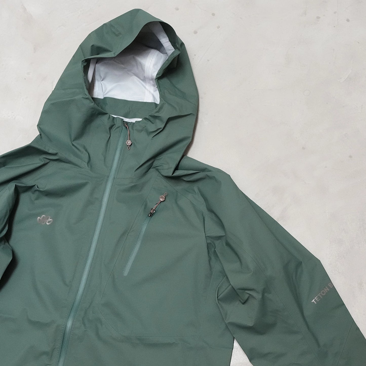 【Teton Bros】ティートンブロス unisex Feather Rain Jacket "2Color"