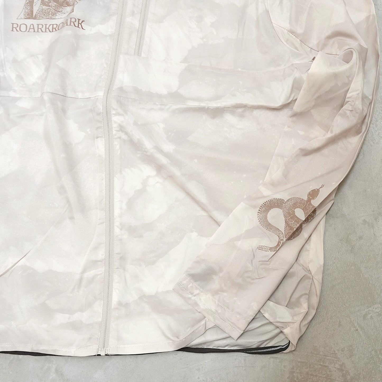 【ROARK RUN AMOK】ロアークランアモック men's Secondwind 3.0 "Fossil"