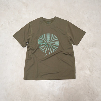 【South2 West8】サウスツーウエストエイト men's S/S Crew Neck Tee - Maze "2Color" ※ネコポス可