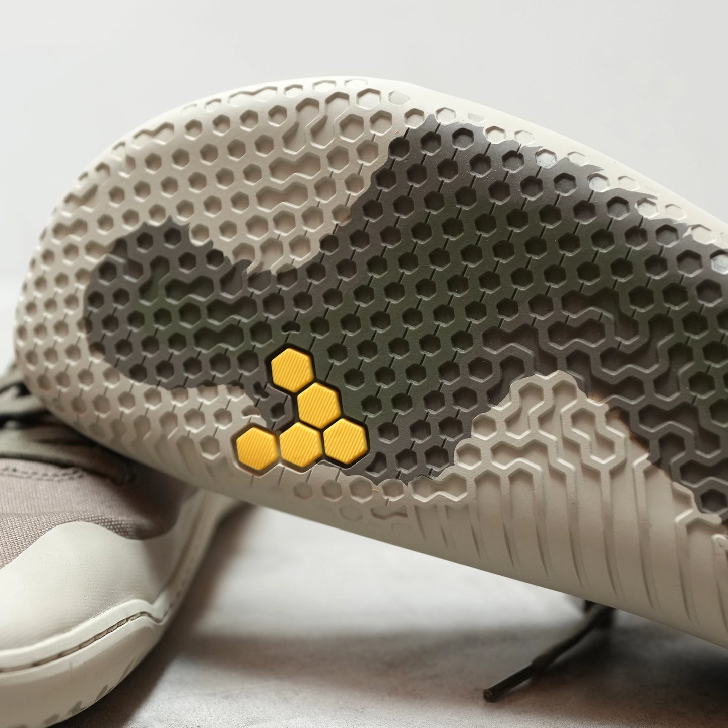 【VIVOBAREFOOT】ヴィヴォ ベアフット men's Gobi Dune Sneaker JJF "Shadow Green"