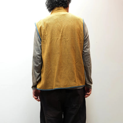 【patagonia】パタゴニア men's R1 Air Fleece Vest "2Color"