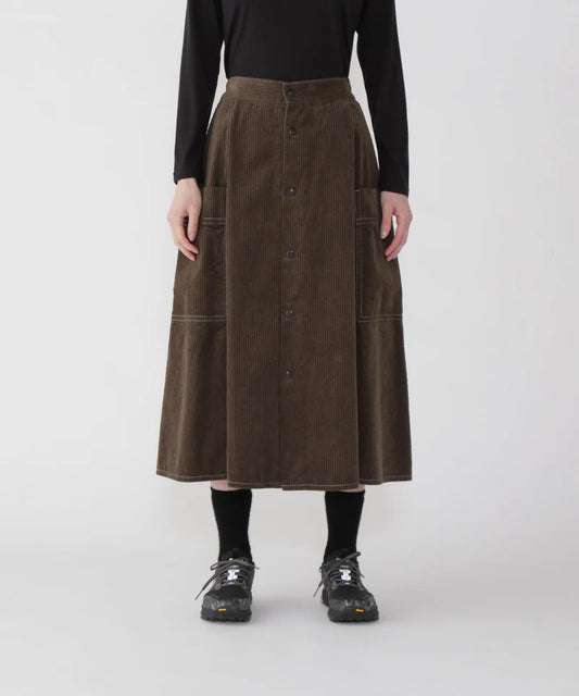 【and wander】アンドワンダー women's corduroy skirt "2Color"