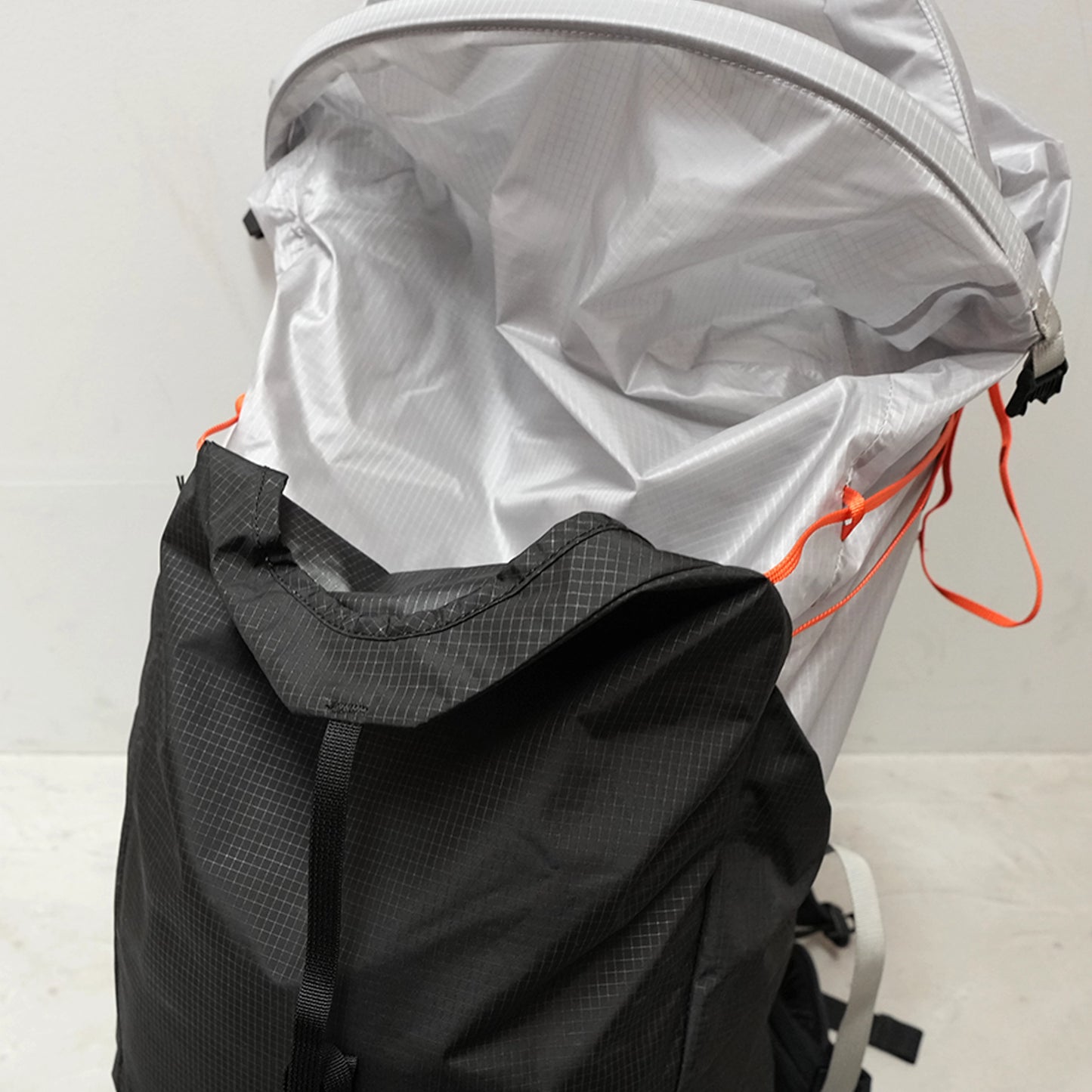 【Rab】ラブ men's Syclon XP 40 "Black×Dark Pewter"