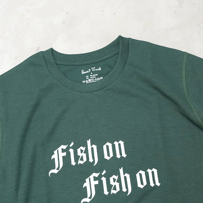 【South2 West8】サウスツーウエストエイト men's S/S Crew Neck Tee - FISH ON "Green"