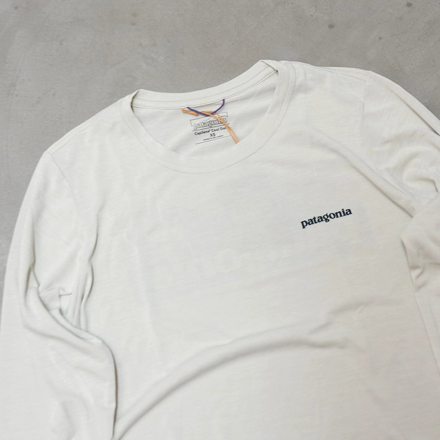 【patagonia】パタゴニア women's Long-Sleeved Capilene Cool Daily Shirt (Boardshort Logo) ※ネコポス可