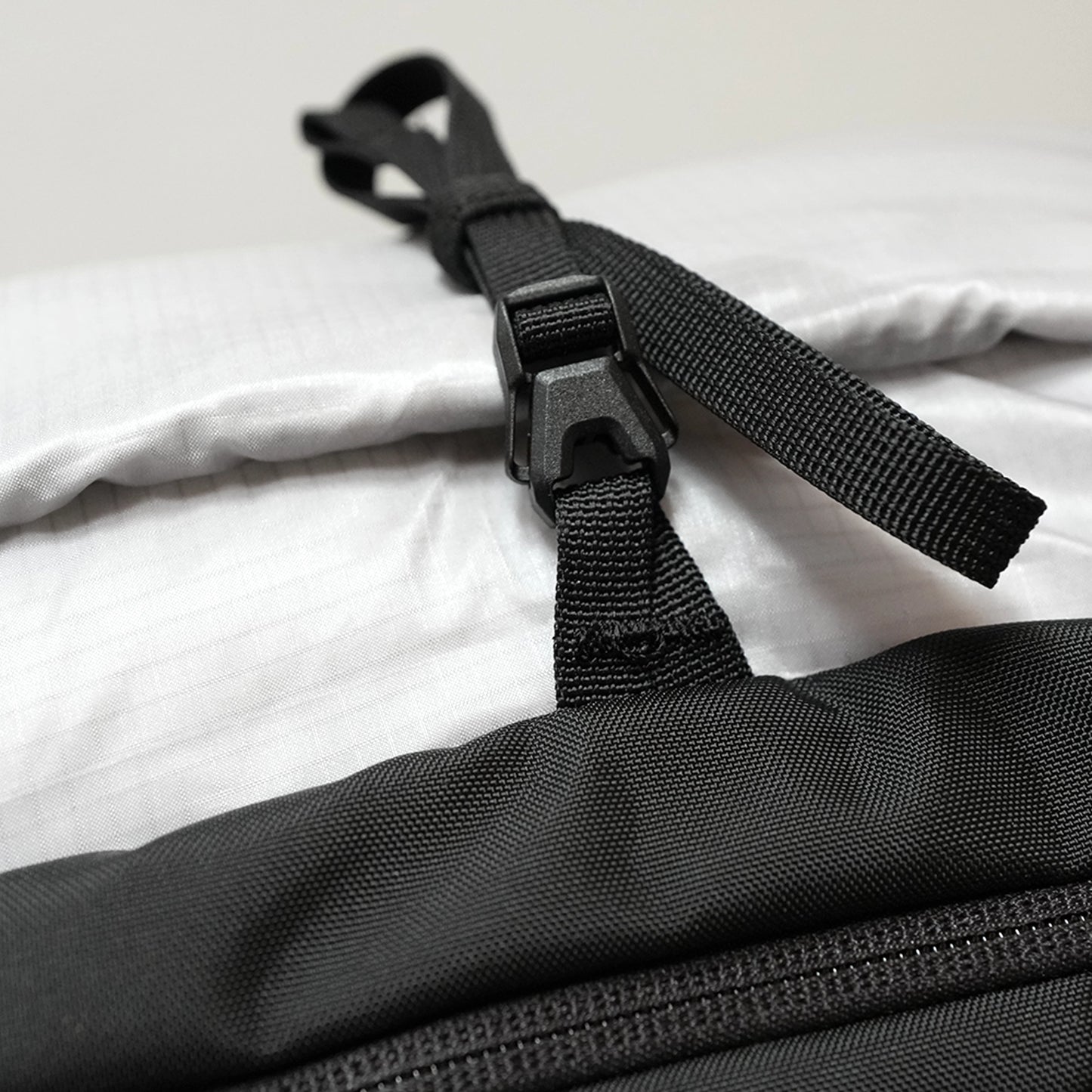 【Rab】ラブ men's Syclon XP 40 "Black×Dark Pewter"