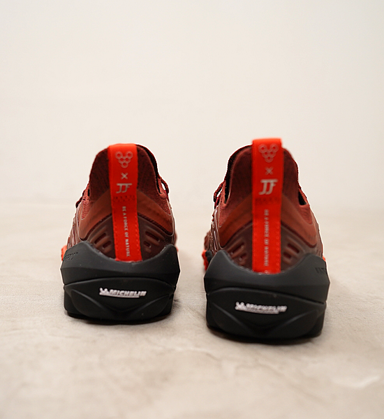 【VIVOBAREFOOT】ヴィヴォ ベアフット men's Hydra ESC JJF "Red Clay"