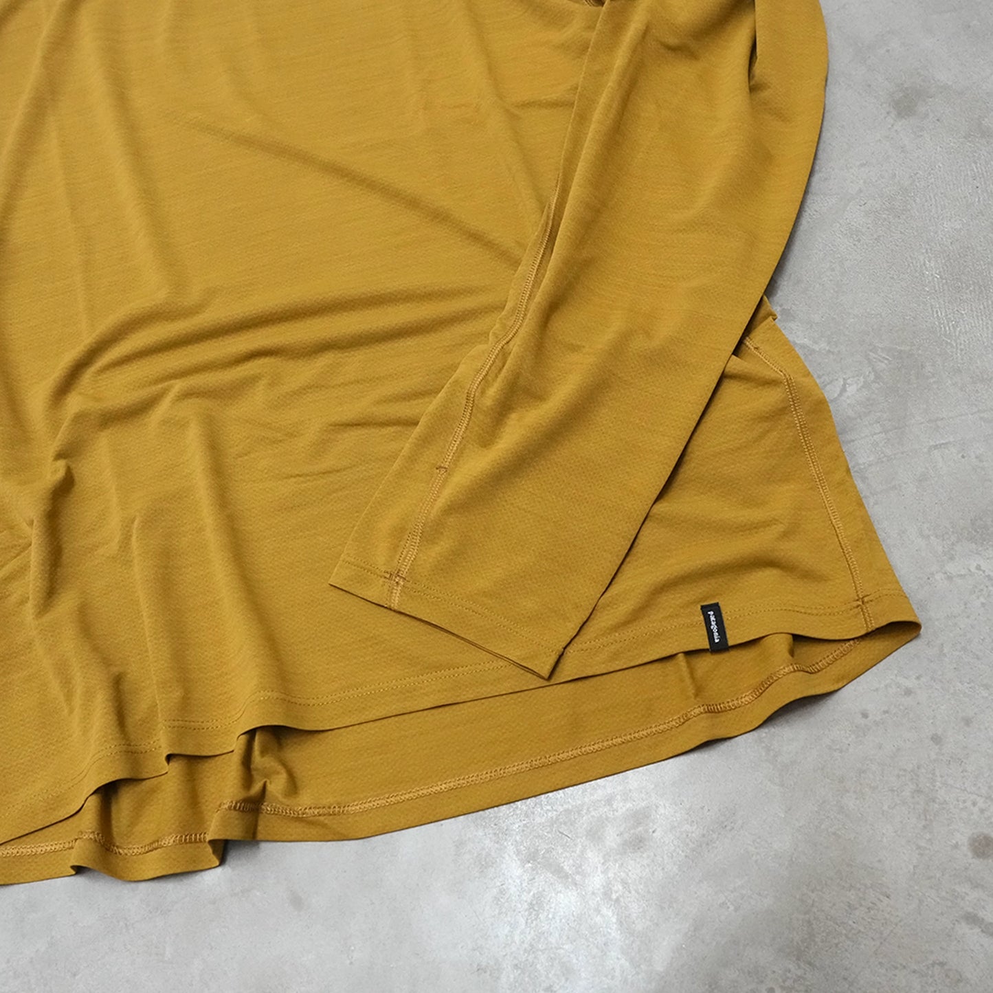 【patagonia】パタゴニア men's Capilene Cool Ultra Hoody "2Color" ※ネコポス可