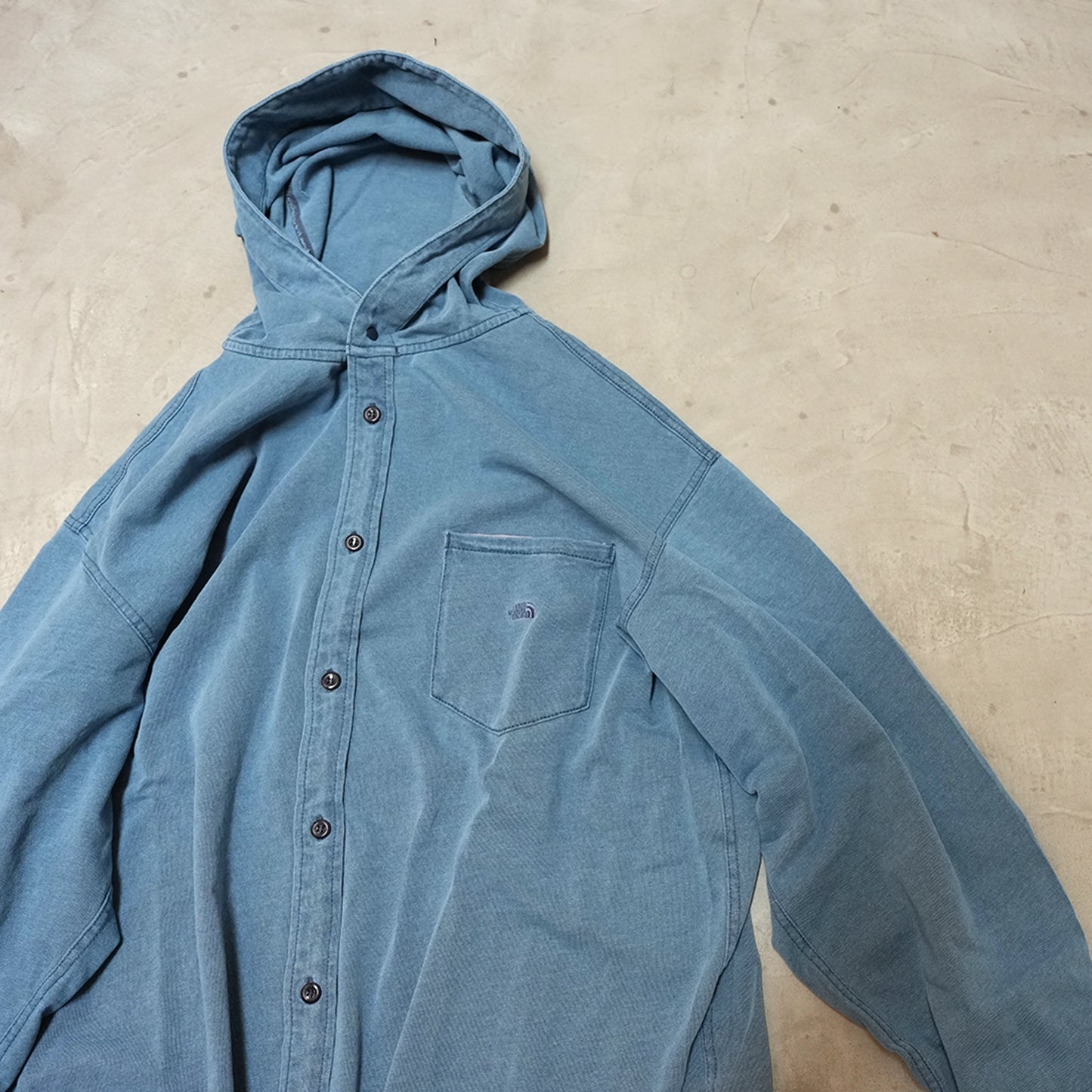 【THE NORTH FACE Purple Label】ノースフェイスパープルレーベル  men's Mountain Hooded Shirt "Indigo Bleach"