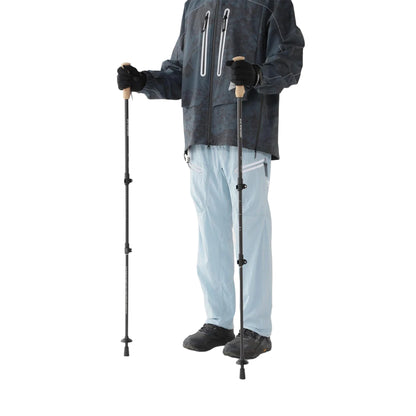 【and wander】アンドワンダー carbon trekking pole "Black"