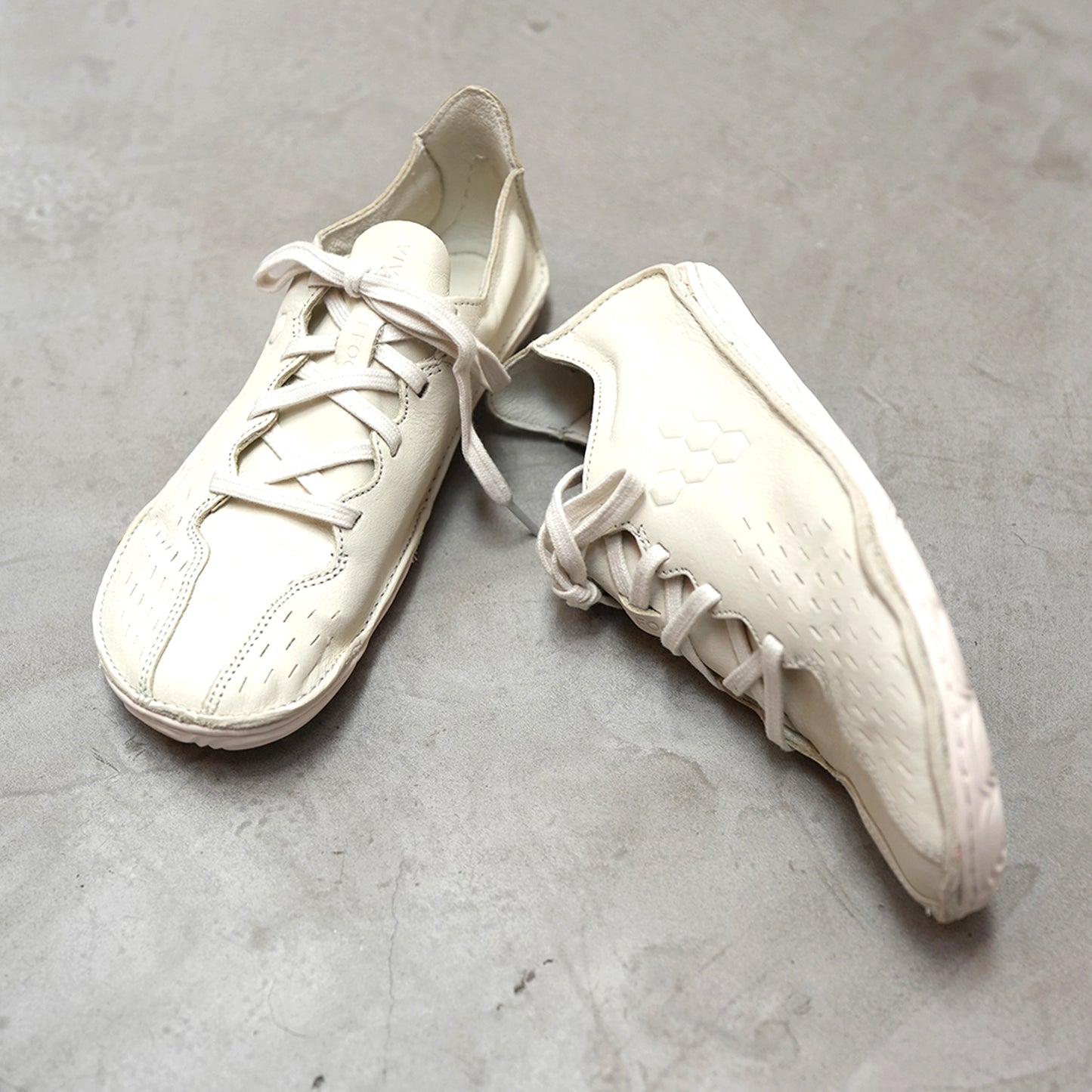 【VIVOBAREFOOT】ヴィヴォ ベアフット women's Sensus "2Color"