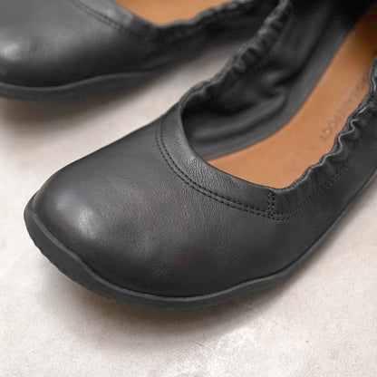 【VIVOBAREFOOT】ヴィヴォ ベアフット women's Primus Asana Yin Ballerina Leather "Obsidian"