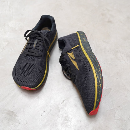 【ALTRA】アルトラ men's Escalante Racer 2 Tokyo "Black×Gold"