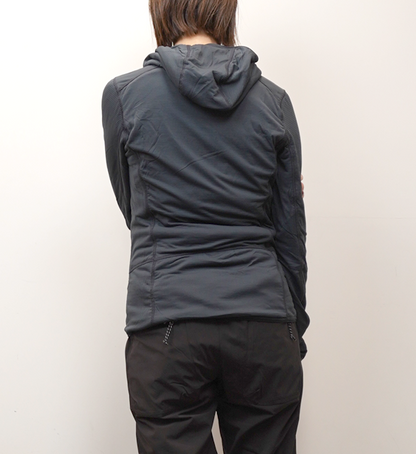 【Rab】ラブ women's Evolute Hoody "Beluga"