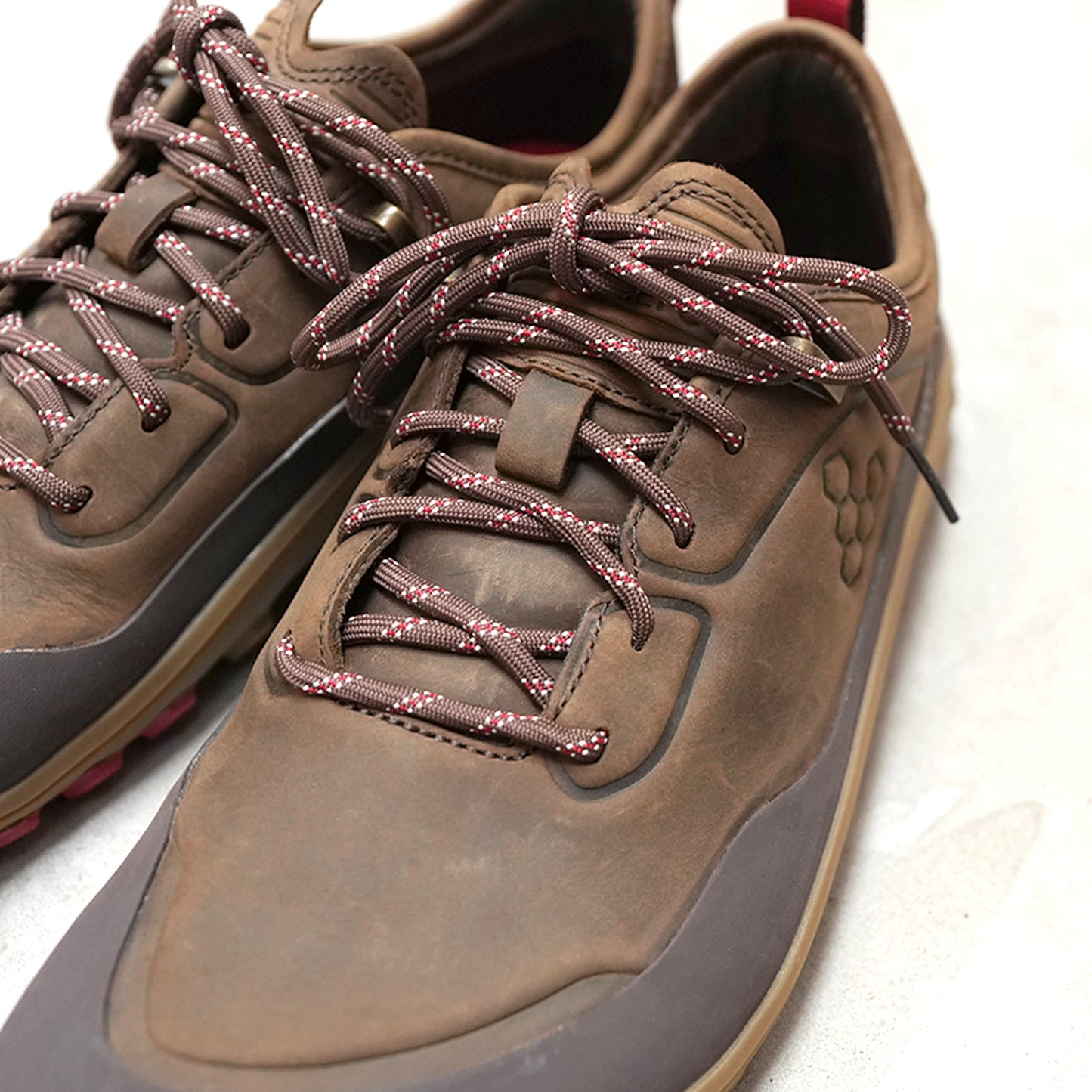 【VIVOBAREFOOT】ヴィヴォ ベアフット women's Tracker Leather AT Low "Bracken"