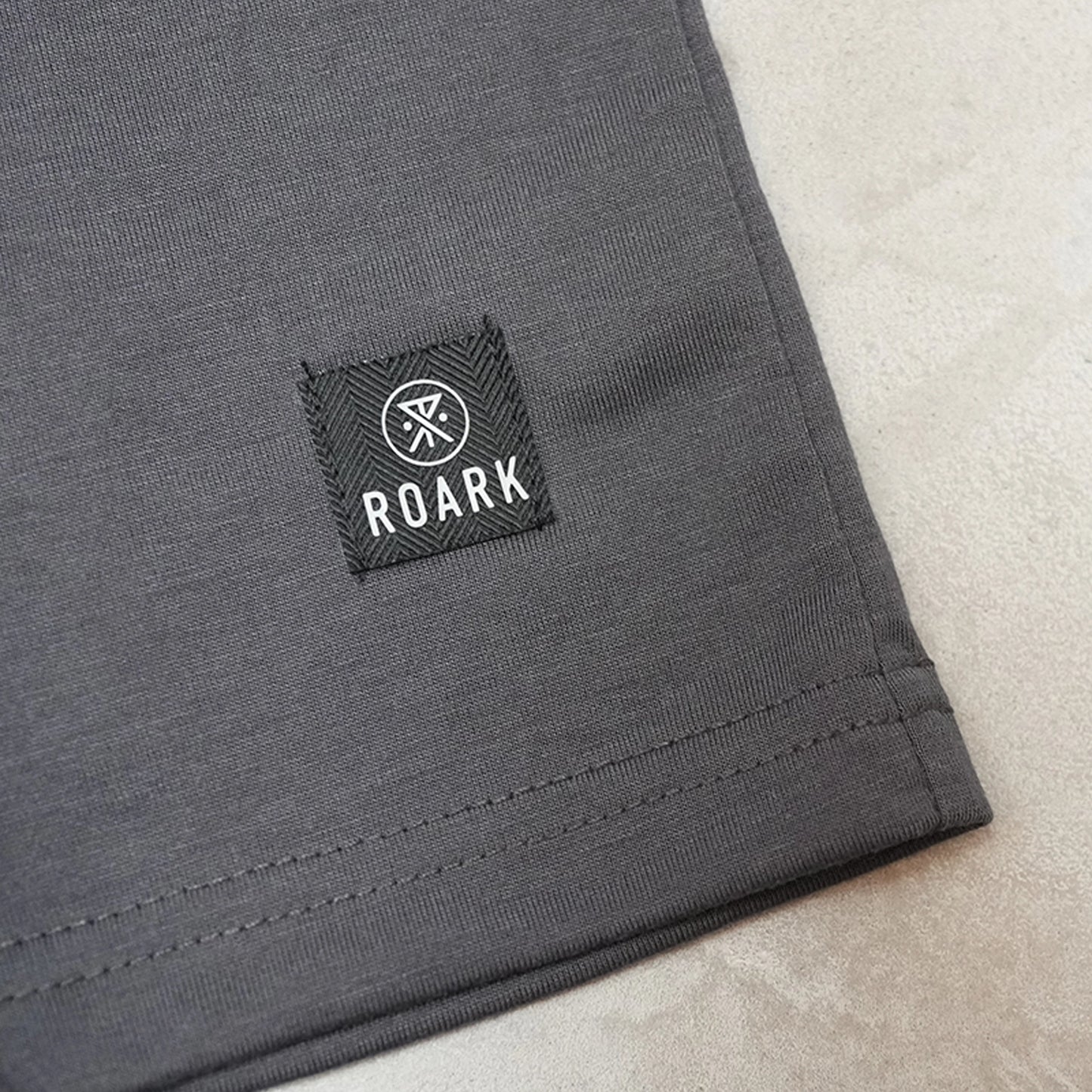 【ROARK RUN AMOK】ロアークランアモック men's Mathis Active LS "Onyx" ※ネコポス可