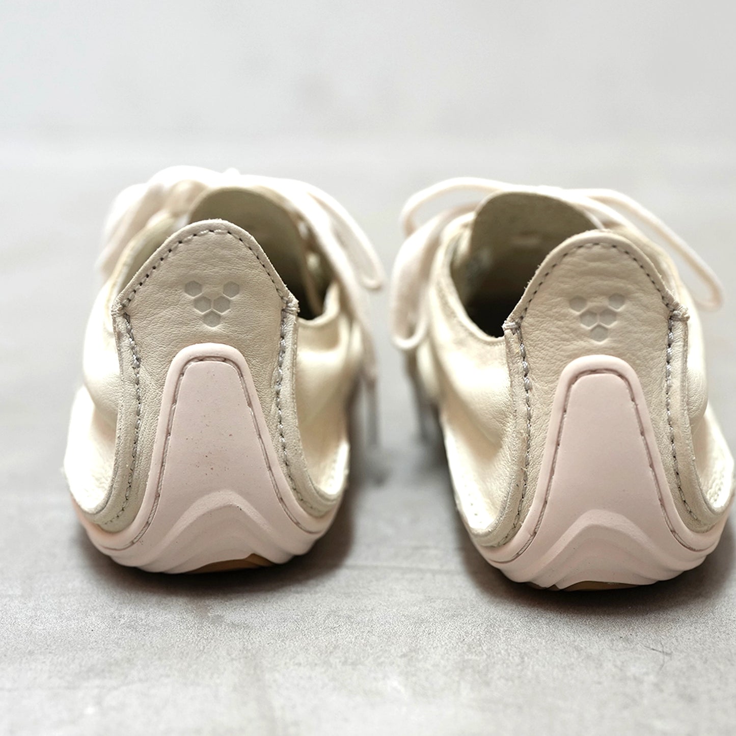 【VIVOBAREFOOT】ヴィヴォ ベアフット women's Sensus "2Color"