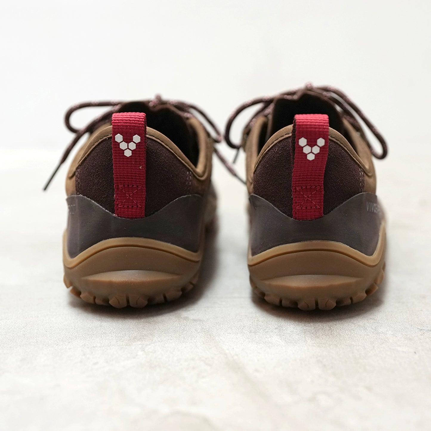 【VIVOBAREFOOT】ヴィヴォ ベアフット men's Tracker Leather AT Low "2Color"