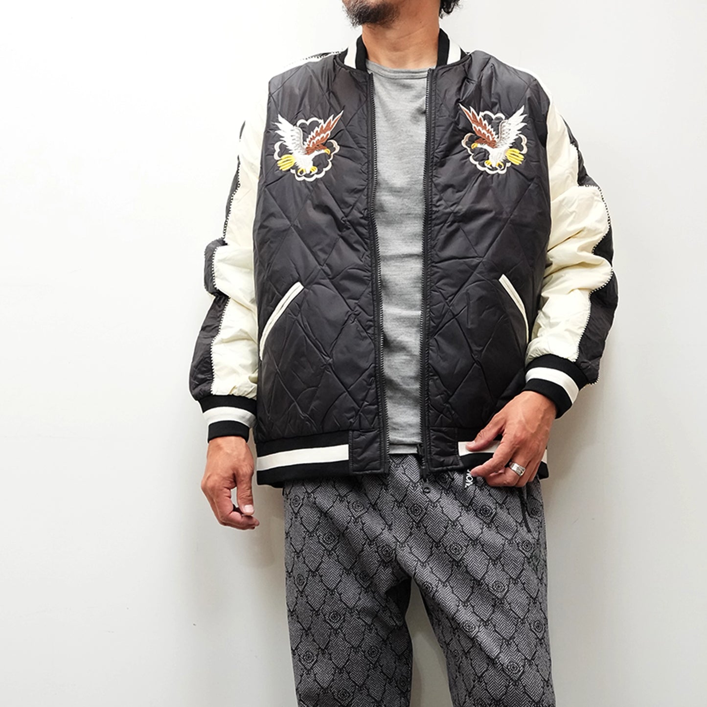 【TAION】タイオン unisex Japan Special Reversible Sukajan Down Jacket "Black/Off White×Black/D.Purple"