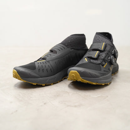 【LA SPORTIVA】ラ・スポルティバ Jackal Ⅱ Boa ”Black×Savana”