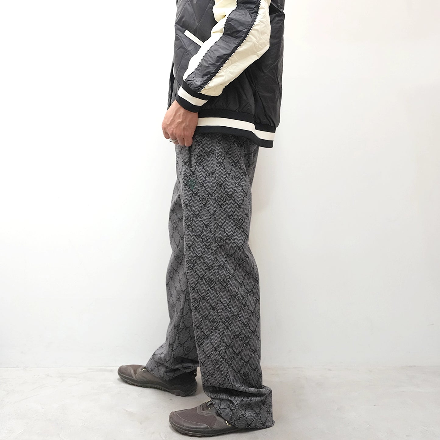 【South2 West8】サウスツーウエストエイト  Trainer Pant-Poly Jq./Skull&Target "Gray"