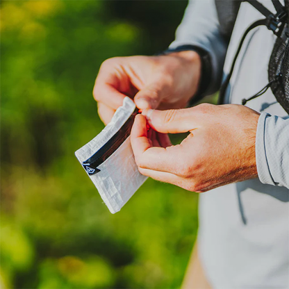 【Hyperlite Mountain Gear】ハイパーライトマウンテンギア Trail Wallet ”White” ※ネコポス可