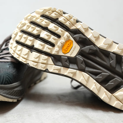 【ALTRA】アルトラ men's Olyｍpus 275  "Taupe"